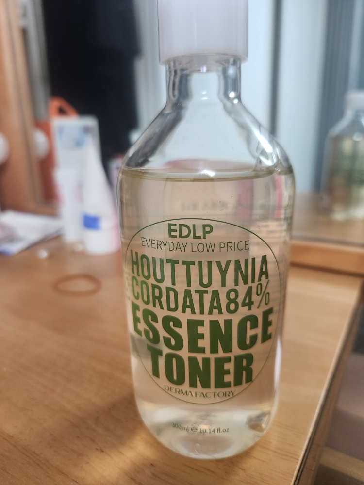 DERMAFACTORY EDLP Essence Toner with 84% Centella Asiatica Extract review image