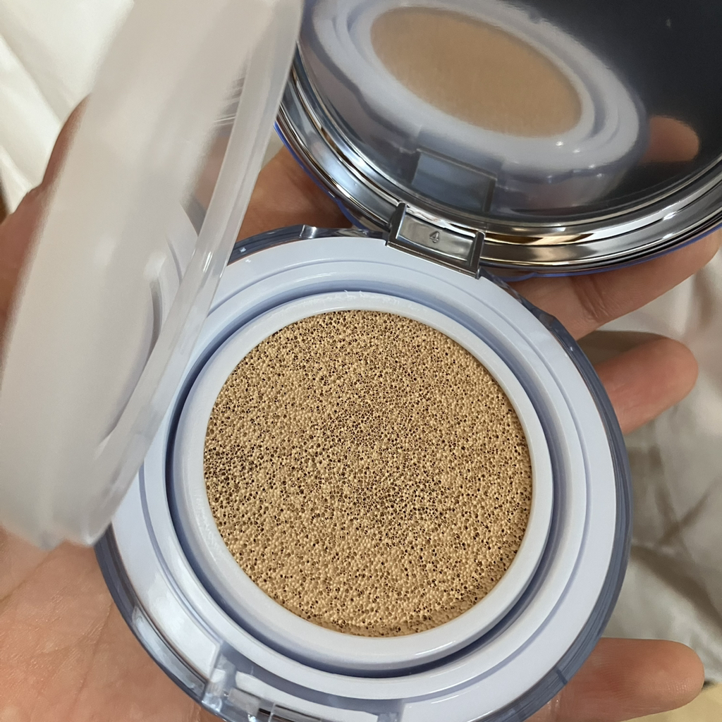 关于音调 水层贴身软垫 [SPF50+/PA++++] [21 Cool Light] review image