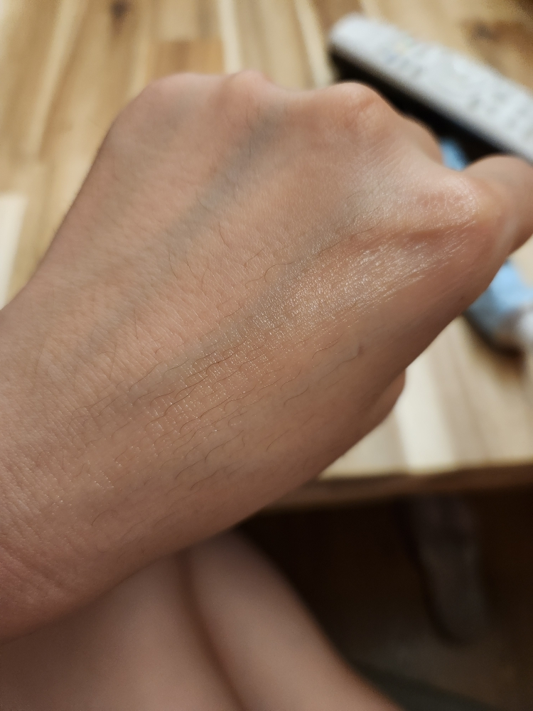 더블유드레스룸 (W.DRESSROOM) 퍼퓸 핸드크림 [No.97 에이프릴코튼] review image