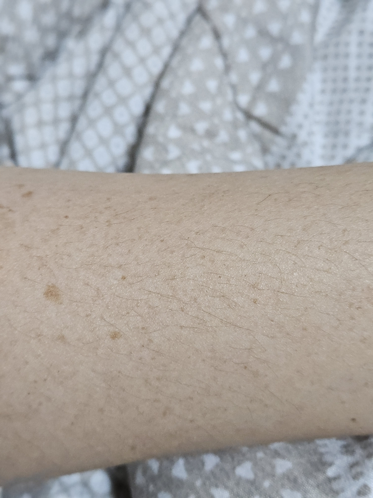 니베아 (NIVEA) 선 키즈 센서티브 프로텍트 선로션 [SPF50+/PA++++] review image