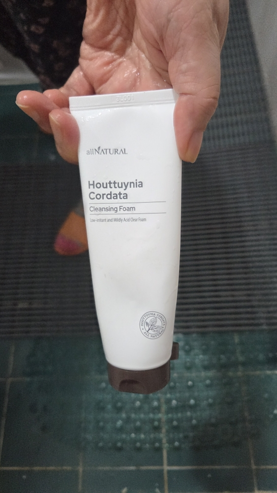 allNATURAL Fishweed Espuma Limpiadora Suavemente Ácida review image