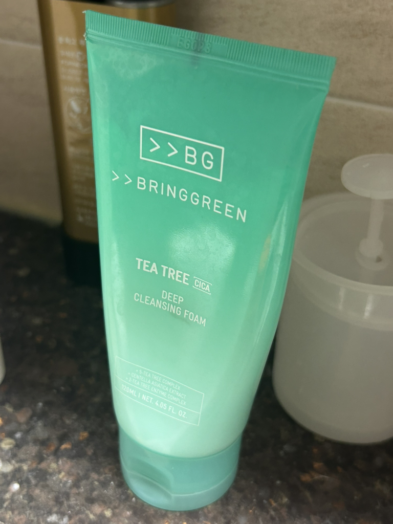 브링그린 (BRINGGREEN) 티트리시카딥클렌징폼 review image