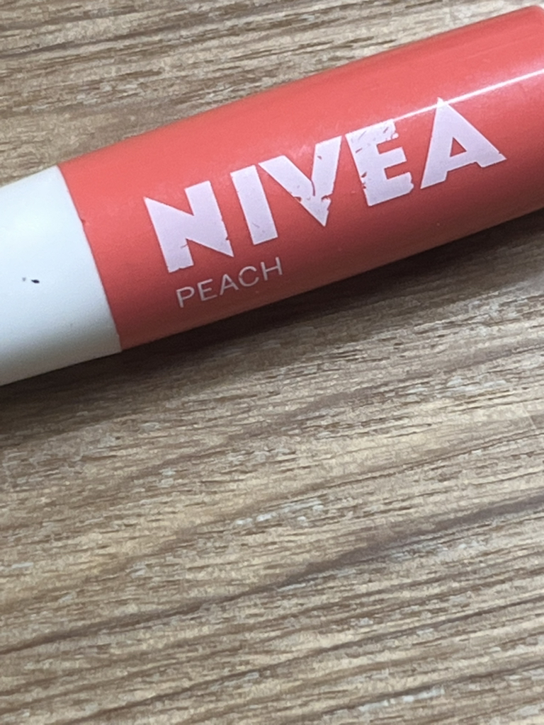 NIVEA Lip Care [Peach Shine] review image