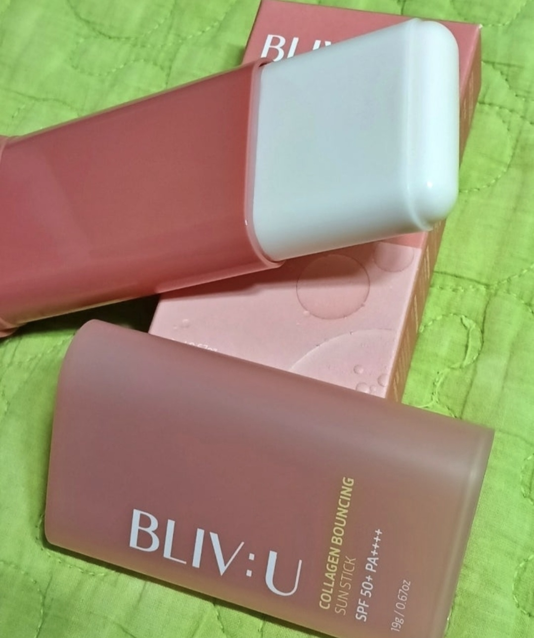 BLIV:U Barra solar con colágeno [SPF50+/PA++++] review image