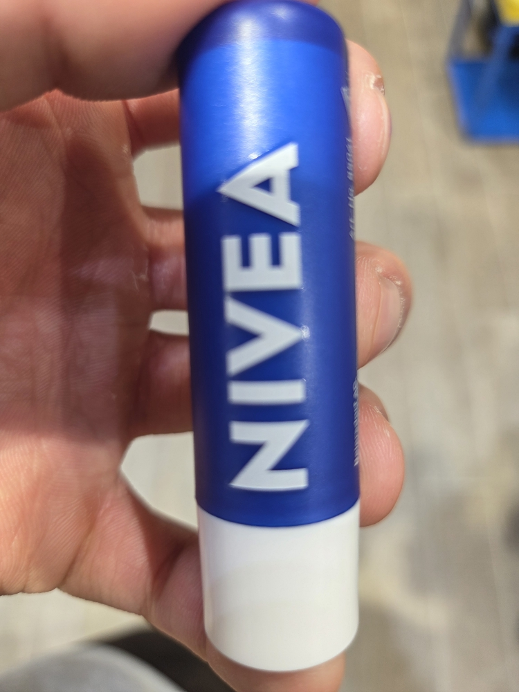 NIVEA Cuidados esenciales review image
