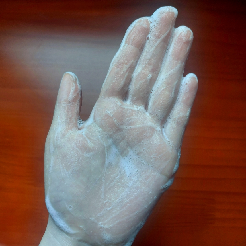 아벤느 (Avène) 클리낭스 클렌징 젤 review image