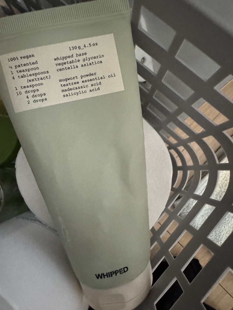 휩드 (WHIPPED) 비건 팩클렌저 튜브 [머그트리] review image