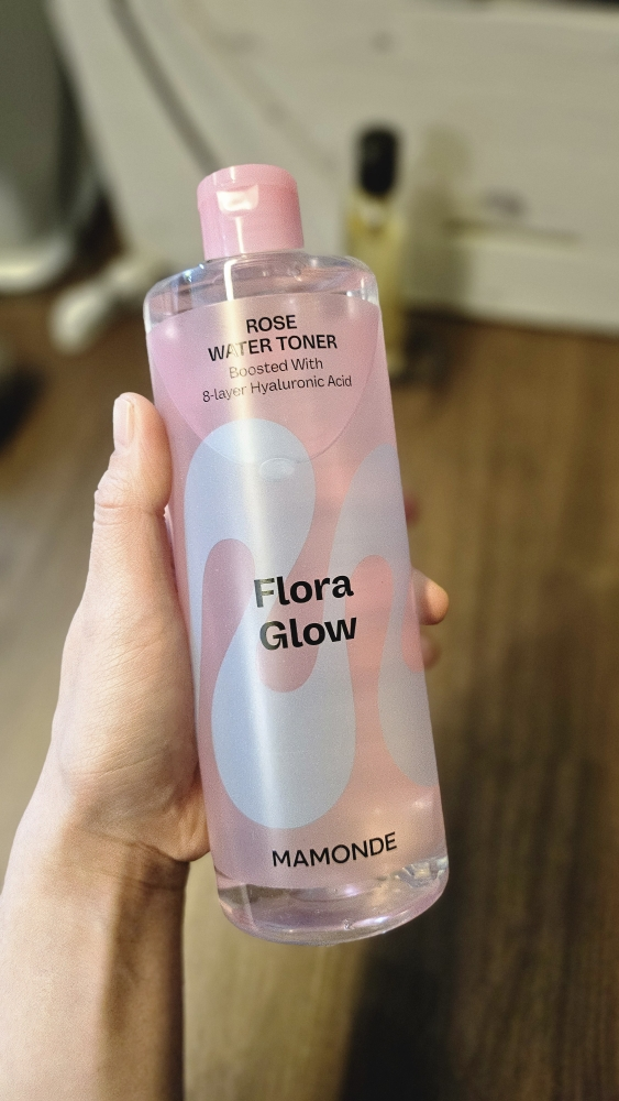 마몽드 (Mamonde) 플로라글로우 로즈 워터 토너 review image