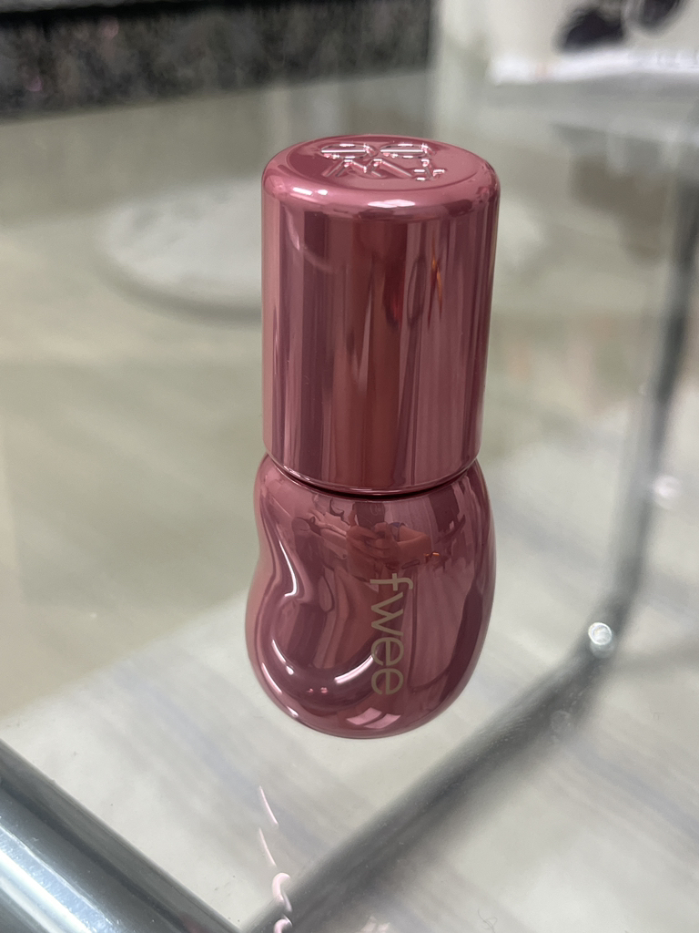 퓌 (fwee) 3D 볼류밍 글로스 [B10 요거트70%] review image