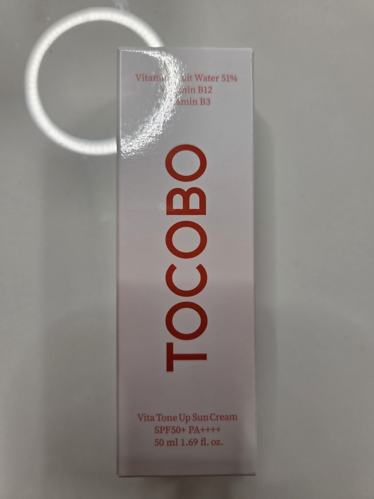 토코보 (TOCOBO) 비타 톤업 선 크림 [SPF50+/PA++++] review image