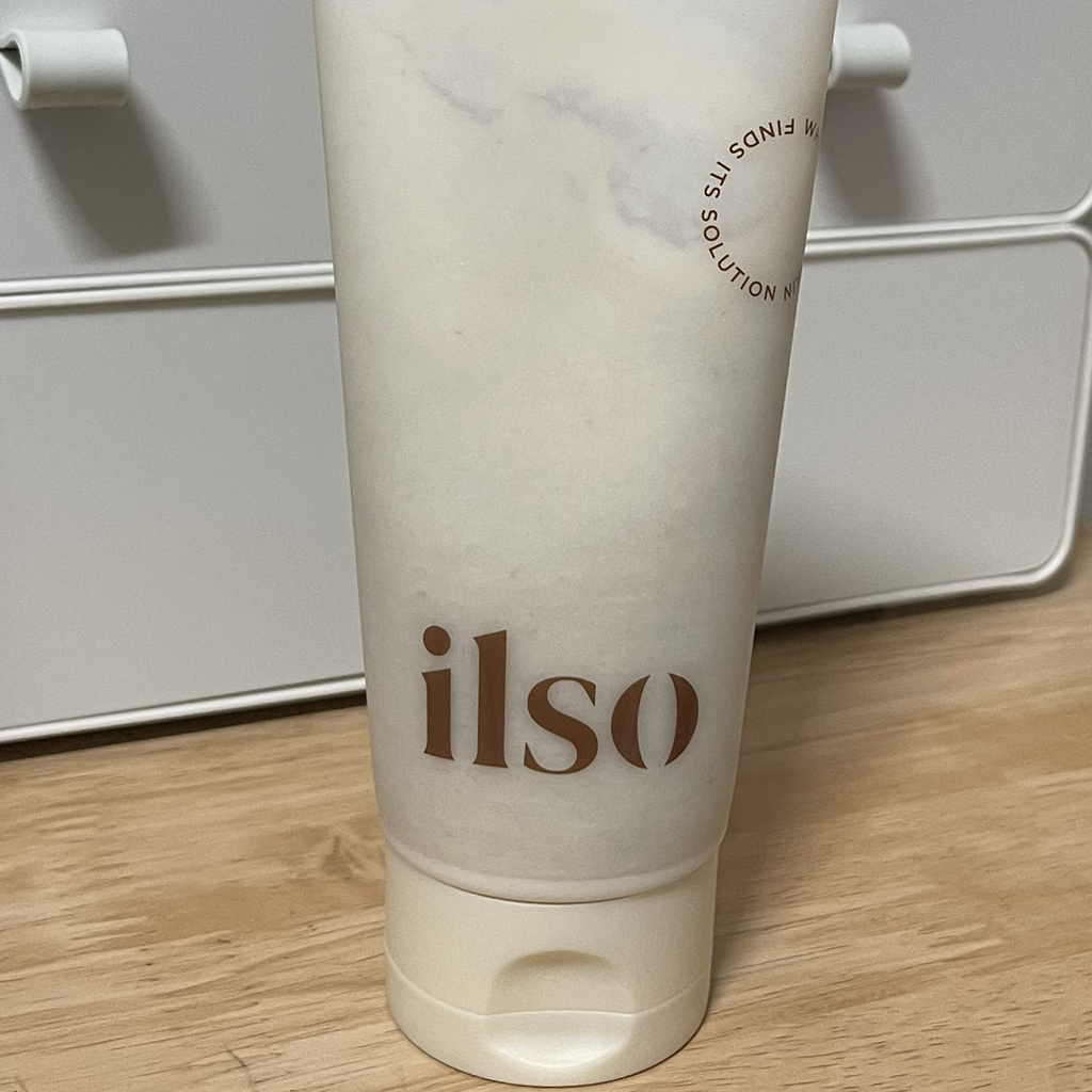 일소 (ilso) 그레인 포테이토 포어 클렌징 팩폼 review image