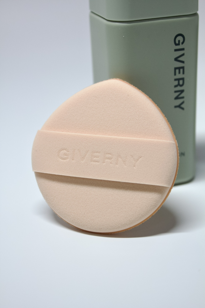 지베르니 (GIVERNY) 밀착 커버 파운데이션 [SPF30/PA++] [21호 라이트 베이지] review image