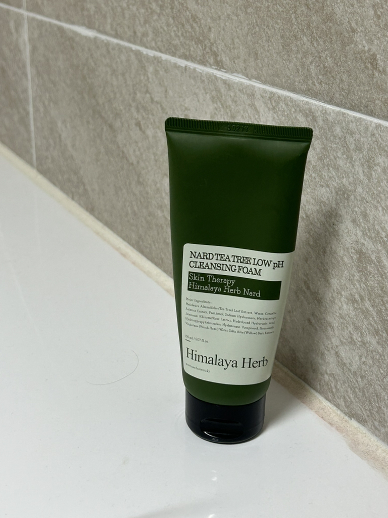 나드 (NARD) 티트리 약산성 클렌징폼 review image