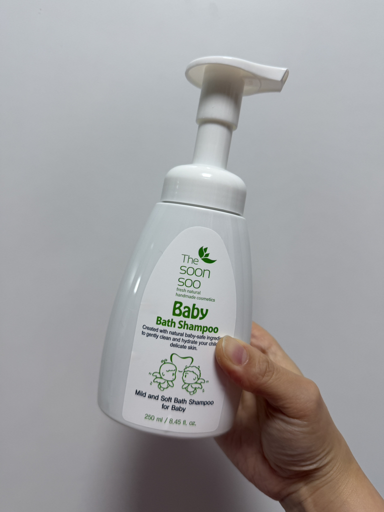 더순수 (Thesoonsoo) 자연담은 베이비 바스 샴푸 review image