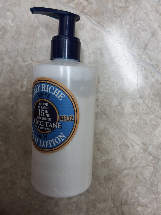 록시땅 (LOCCITANE) 시어 버터 울트라 리치 바디 로션 review image