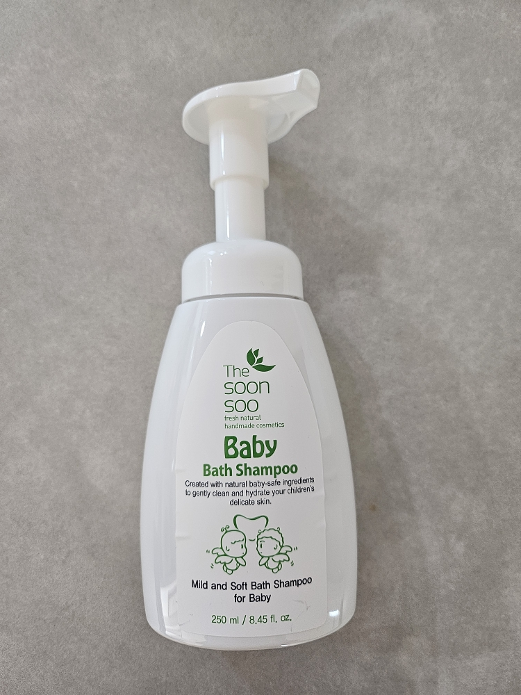 더순수 (Thesoonsoo) 자연담은 베이비 바스 샴푸 review image