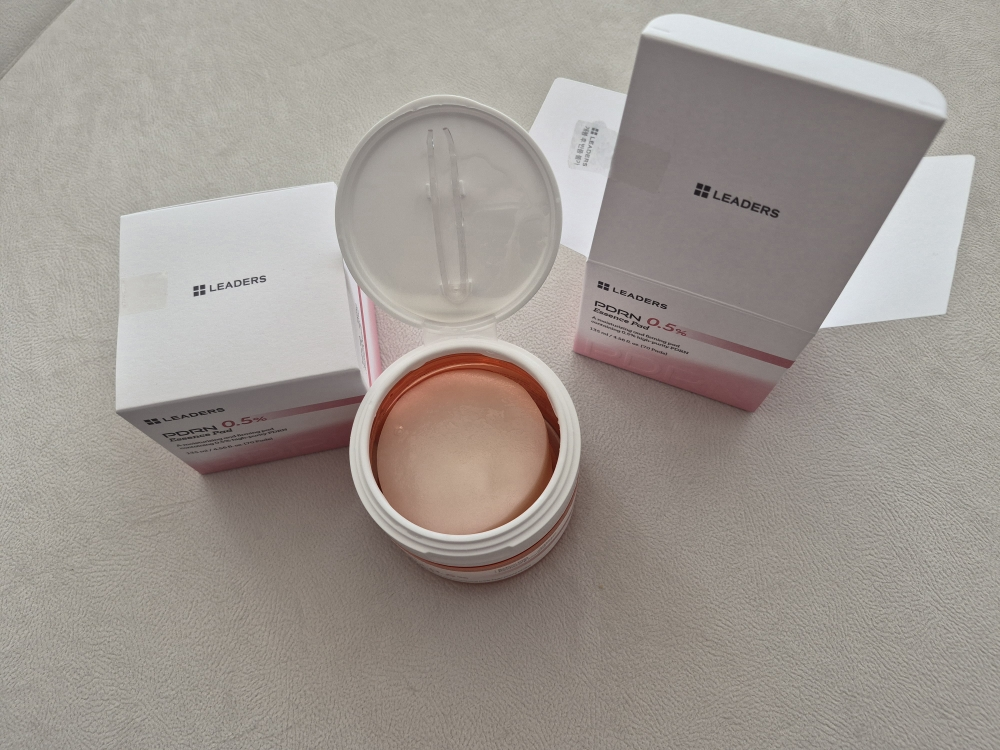 리더스 (LEADERS) PDRN 0.5% 에센스 패드 review image