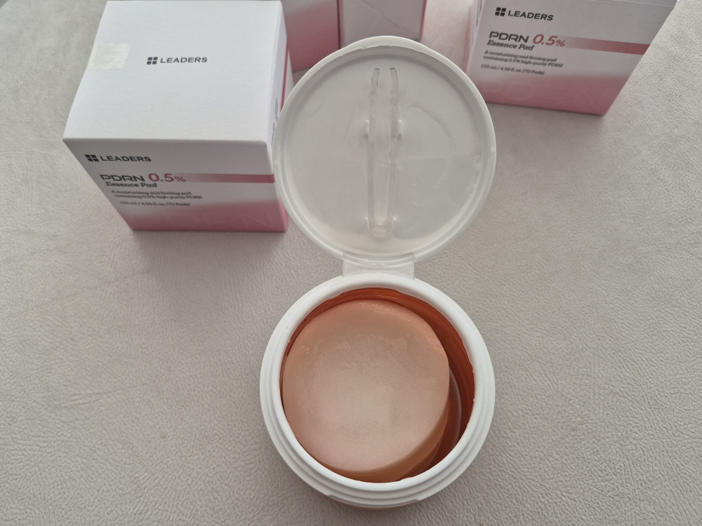 리더스 (LEADERS) PDRN 0.5% 에센스 패드 review image