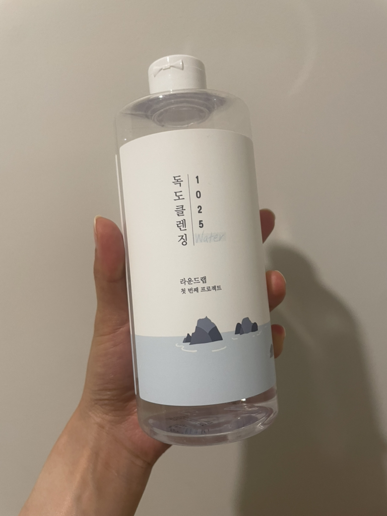 ROUNDLAB 1025 Dokdo Cleansing Water review image
