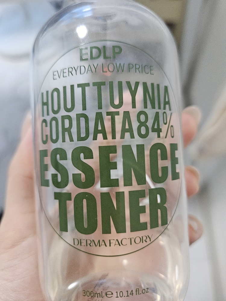 더마팩토리 (DERMAFACTORY) EDLP 어성초 84% 에센스 토너 review image