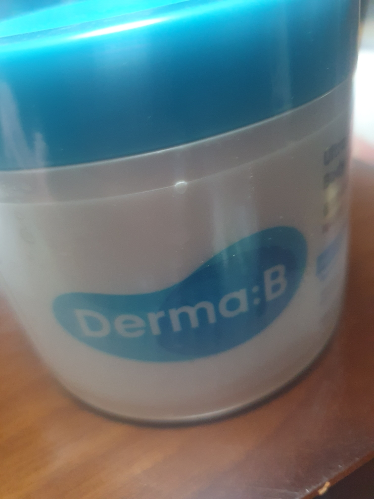 더마비 (Derma:B) 울트라 모이스처 바디크림 review image