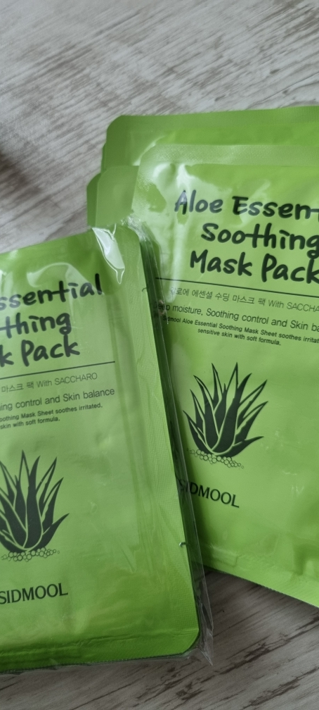 시드물 (SIDMOOL) 알로에 에센셜 수딩 마스크시트팩 review image