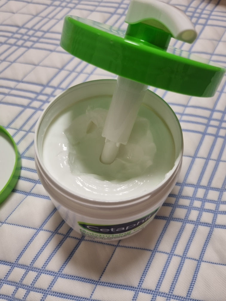 세타필 (Cetaphil) 모이스춰라이징 크림 review image