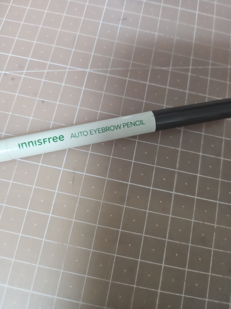 이니스프리 (INNISFREE) 납작 아이브로우 펜슬 [4 새벽 이슬 애쉬 브라운] review image