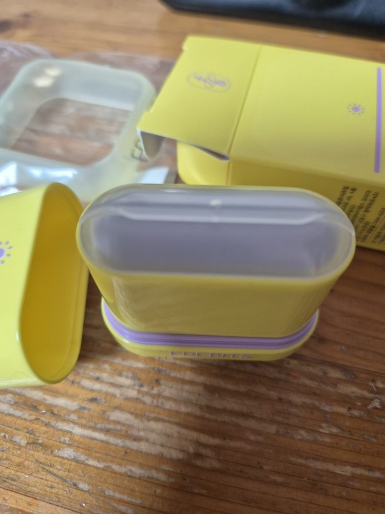 프레비츠 (FREBITS) 에어핏 선 피니싱 스틱 [SPF50+/PA++++] [01 퓨어 바이올렛] review image