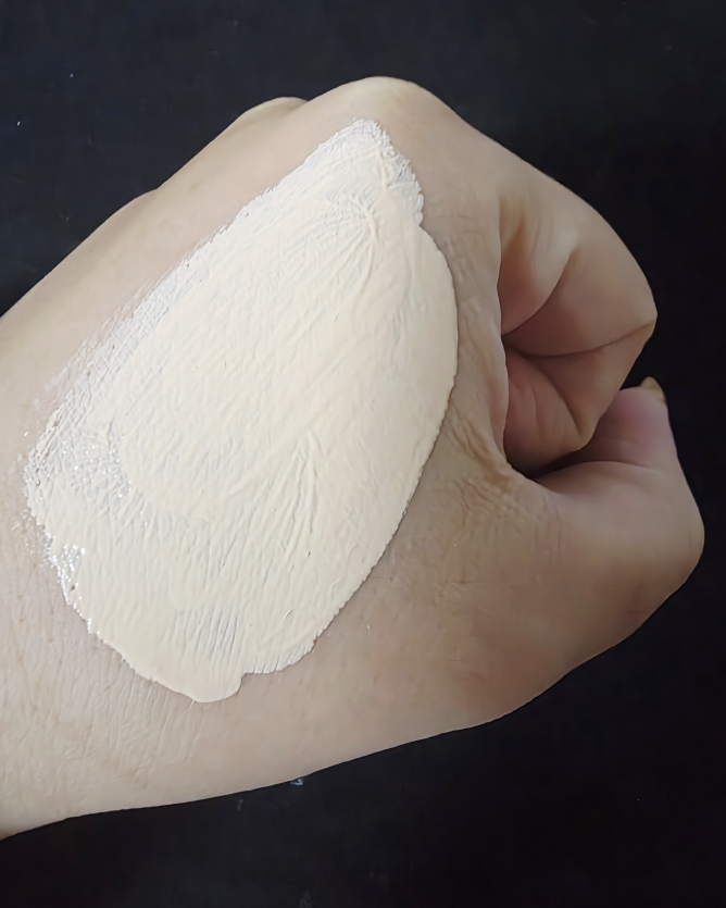 비디비치 (VIDIVICI) 누드 퍼펙션 스킨 핏 틴티드 비비크림 [SPF30/PA++] [19NC 라이트] review image