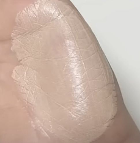 아비브 (Abib) 글루타치온좀 CC 선크림 토닝 튜브 [SPF50+/PA++++] review image