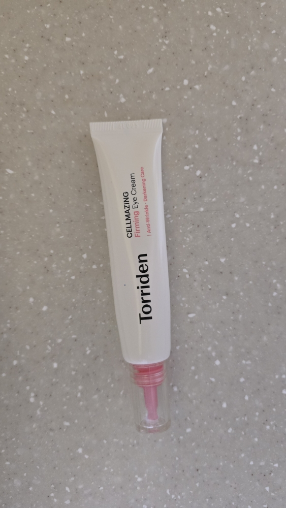 Torriden Cellmaging Pequeñas Moléculas Colágeno Reafirmante Contorno de Ojos review image