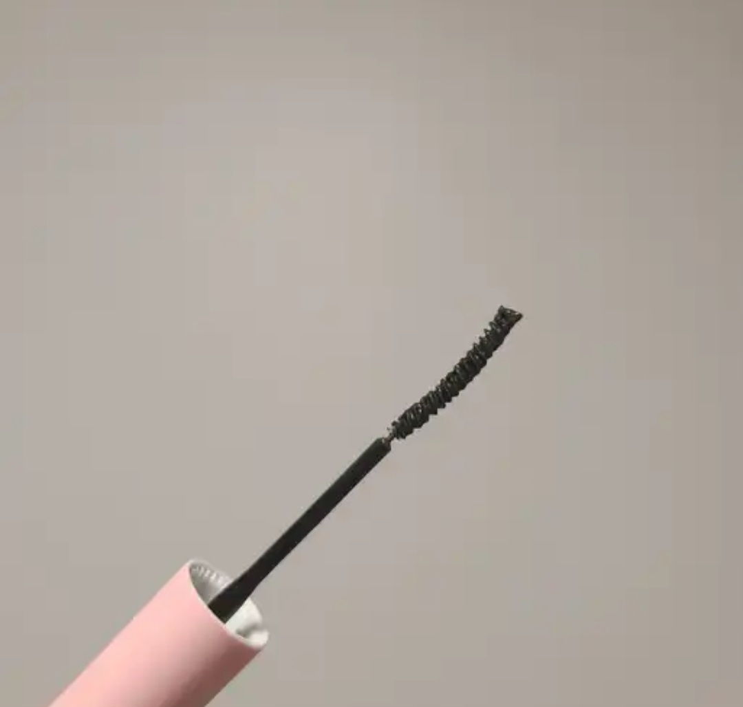 쏘내추럴 (SO'NATURAL) 수퍼 픽스 슬림 마스카라 [01 딥애쉬블랙] review image