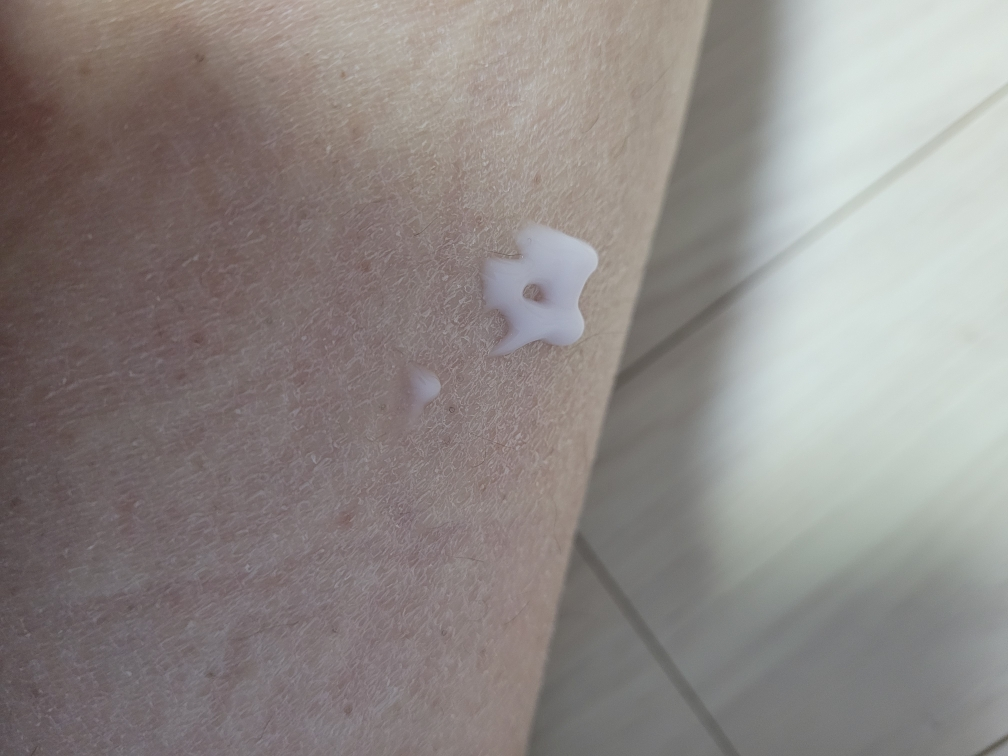 아렌시아 (ARENCIA) 레드 스무디 로션 5 review image