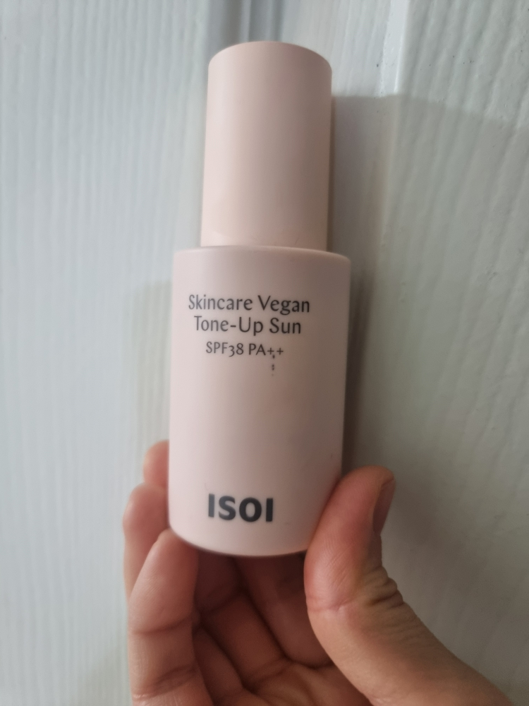 아이소이 (ISOI) 스킨케어 비건 톤업 썬 [SPF38/PA++] review image