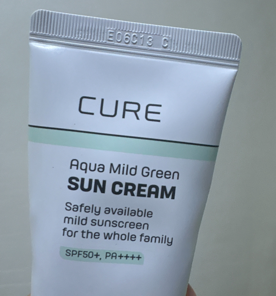 큐어 (CURE) 아쿠아 마일드 그린 선크림 [SPF50+/PA++++] review image