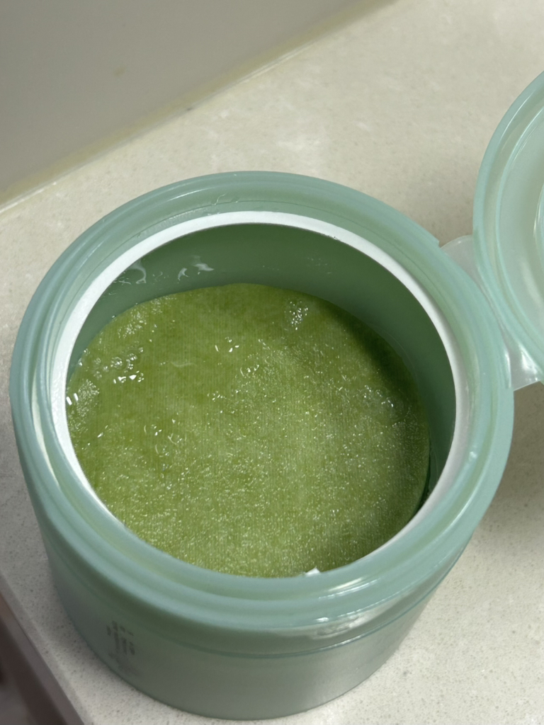 한율 (HANYUL) 어린쑥 수분진정 패드 review image