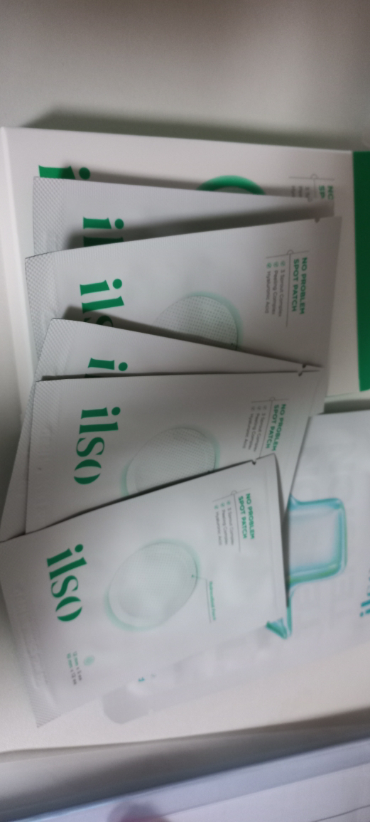 일소 (ilso) 노 트러블럼 스팟 패치 review image