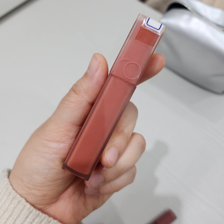 롬앤 (ROMAND) 블러 퍼지 틴트 [01 포멜로코] review image