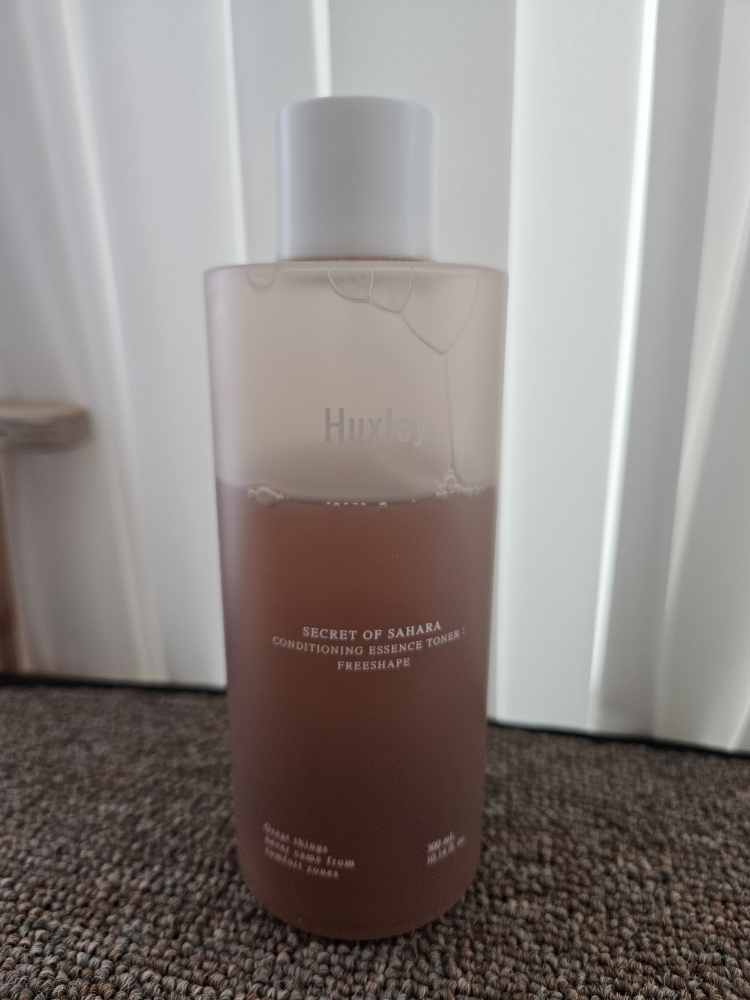 헉슬리 (Huxley) 컨디셔닝 에센스 토너 프리쉐이프 review image