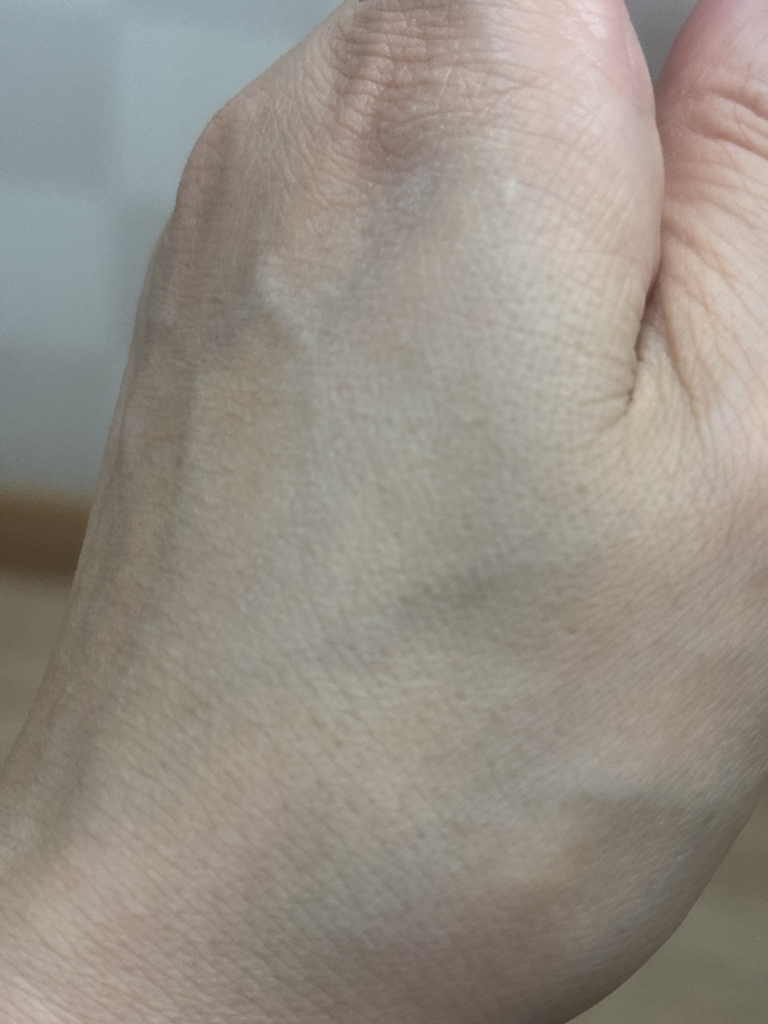 숨37도 (SUM37) 선 어웨이 벨벳 선 스틱 [SPF50+/PA++++] review image