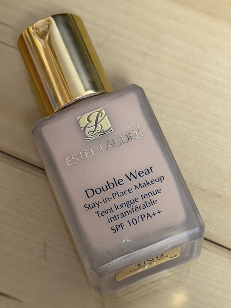 에스티로더 (ESTEELAUDER) 더블웨어 파운데이션 [SPF10/PA++] [1N0 포슬린] review image