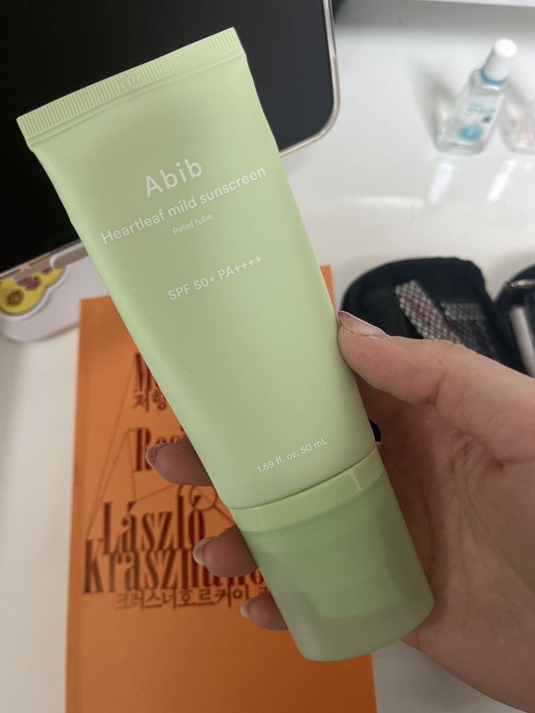 아비브 (Abib) 어성초 마일드 선크림 릴리프 튜브 [SPF50+/PA++++] review image