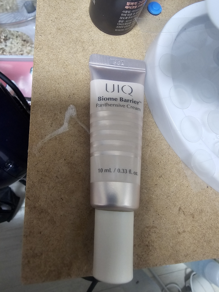 유이크 (UIQ) 바이옴 베리어 판텐시브 크림 review image
