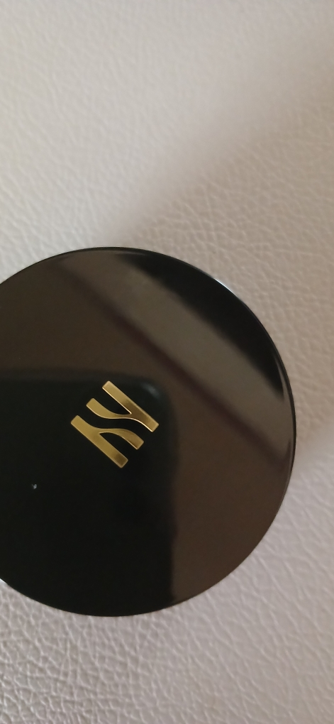 赫妍 黑色粉底霜 [SPF34/PA++] [21N1 香草]。 review image