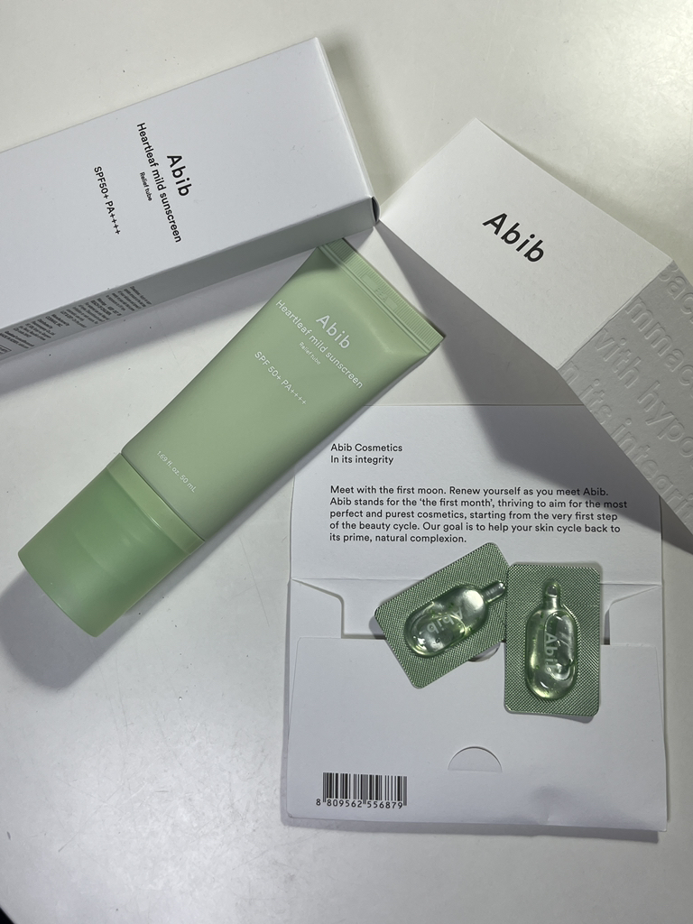 아비브 (Abib) 어성초 마일드 선크림 릴리프 튜브 [SPF50+/PA++++] review image