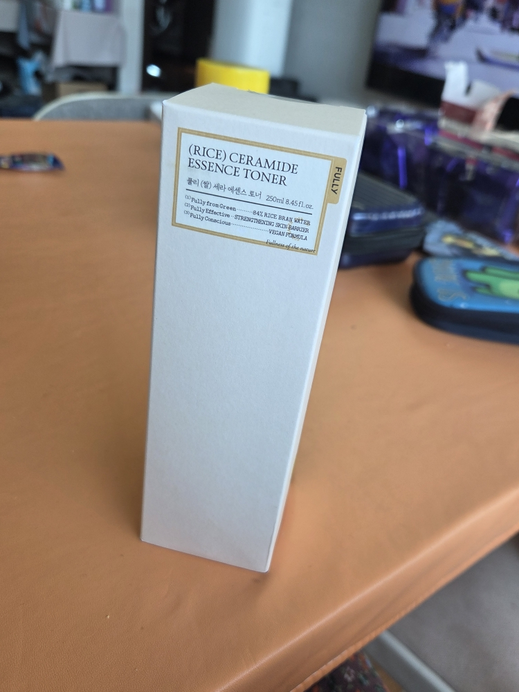 풀리 (FULLY) 쌀 세라 에센스 토너 review image