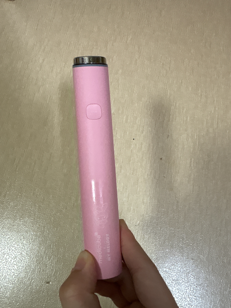 메디큐브 (medicube) 에이지알 부스터 프로 미니 플러스 review image