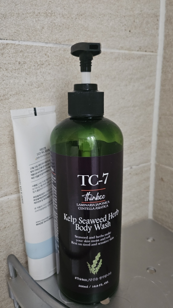 띵코 (thinkco) TC-7 켈프 씨위드 허브 바디워시 review image