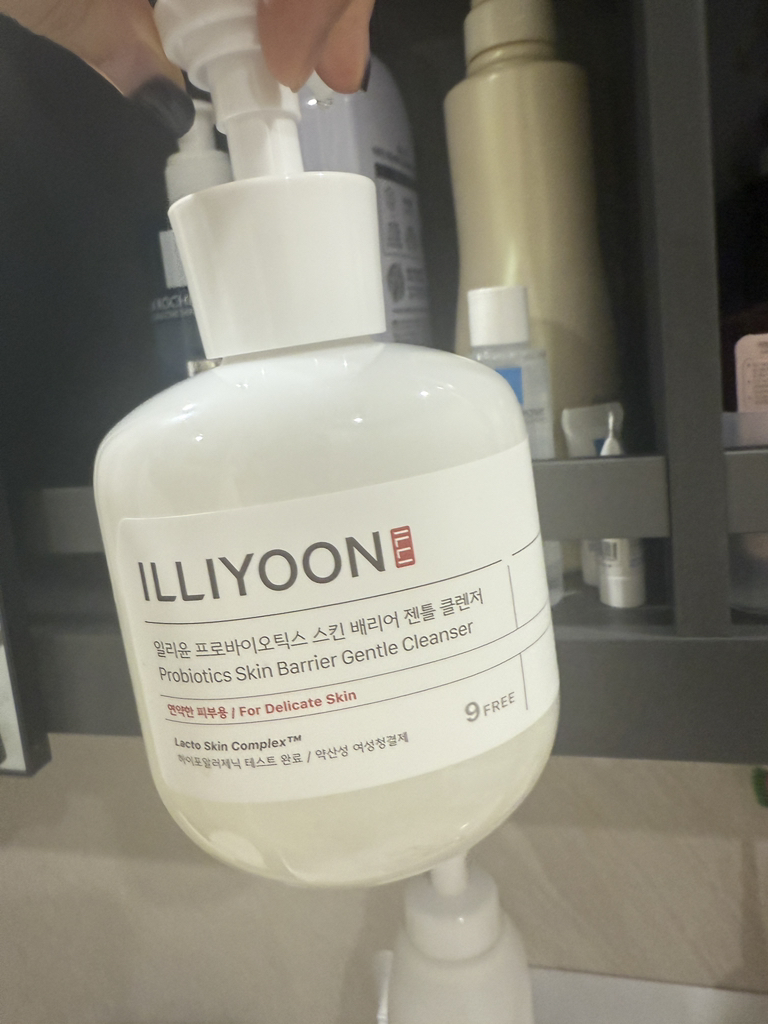 일리윤 (ILLIYOON) 프로바이오틱스 스킨 배리어 젠틀 클렌저 review image